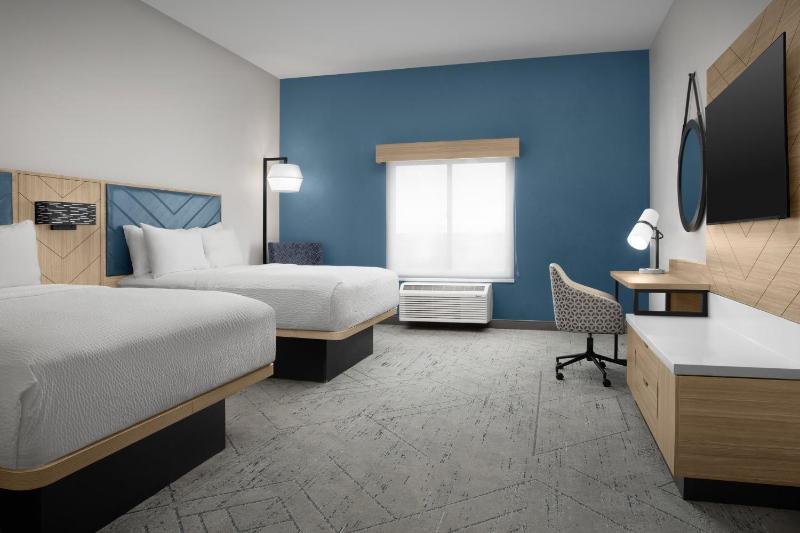 Standard Room image 3