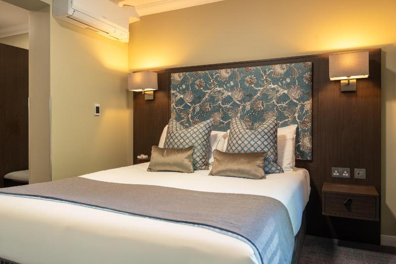 One-Bedroom Apartment image 1