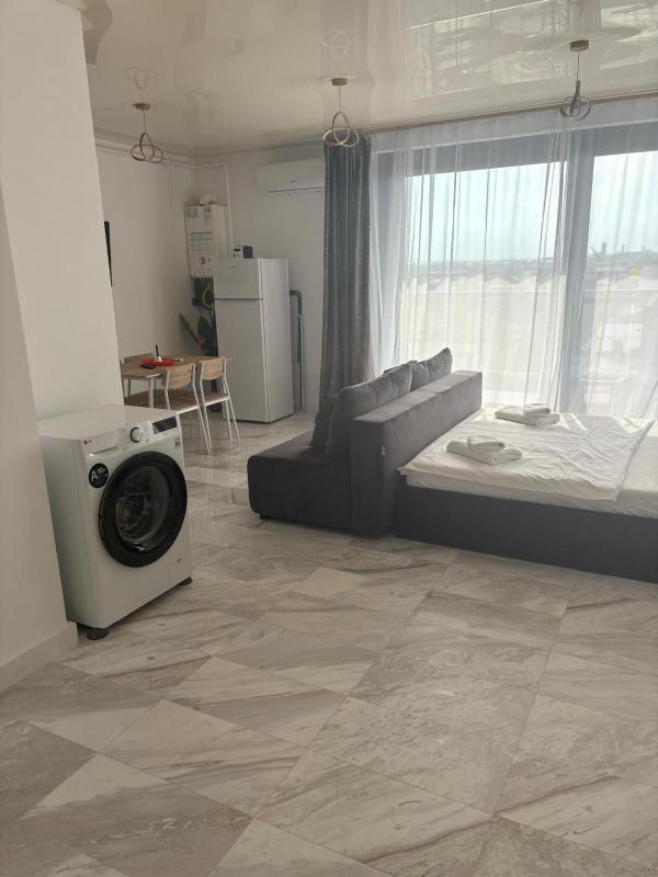 Studio 902 B2 ALMAR LUXURY RESIDENCE-Renting Apartments & Free Pool - image 8