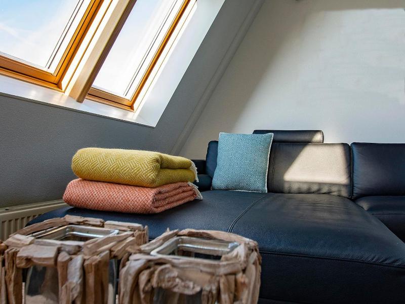 Penthouse Duinerei by the sea with sauna - image 18