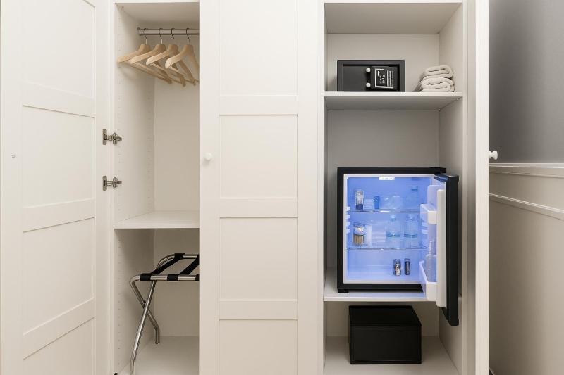 Standard Double Room image 2