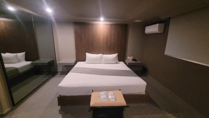 Real La Viga Motel - image 4