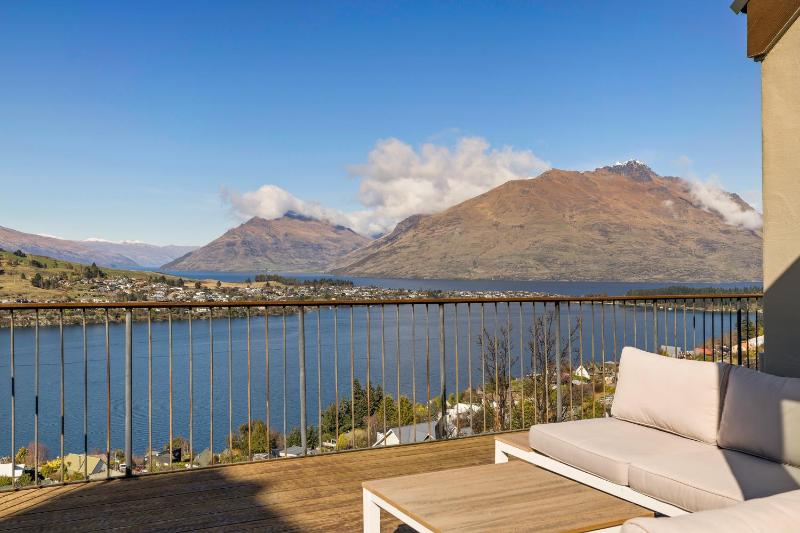 Golden Views Queenstown - image 11