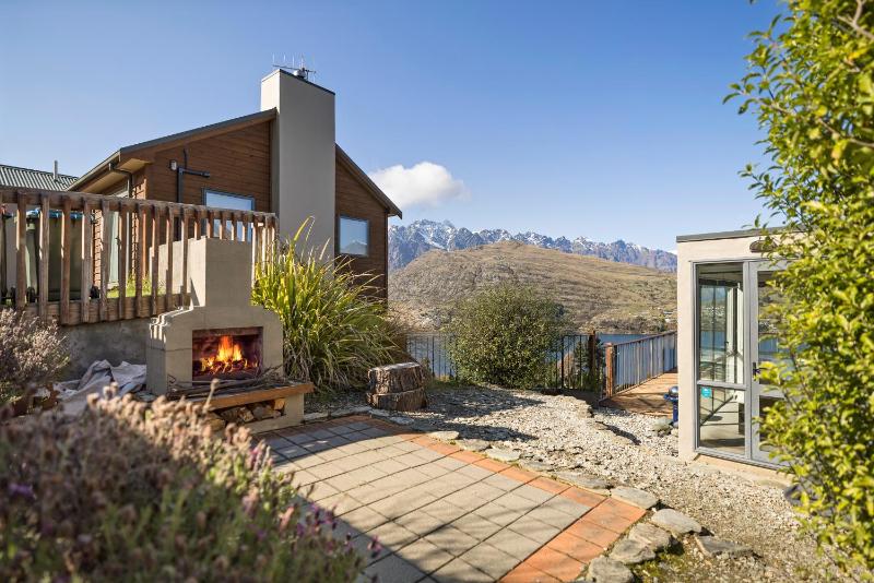 Golden Views Queenstown - image 20