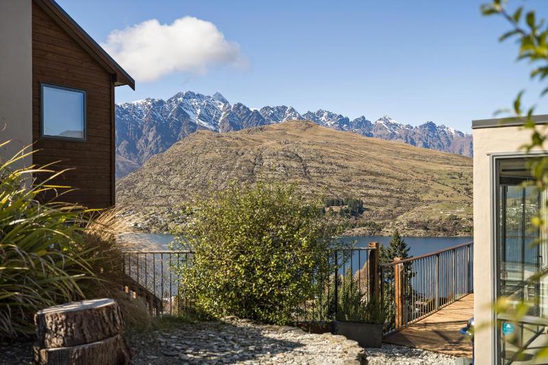 Golden Views Queenstown - image 24