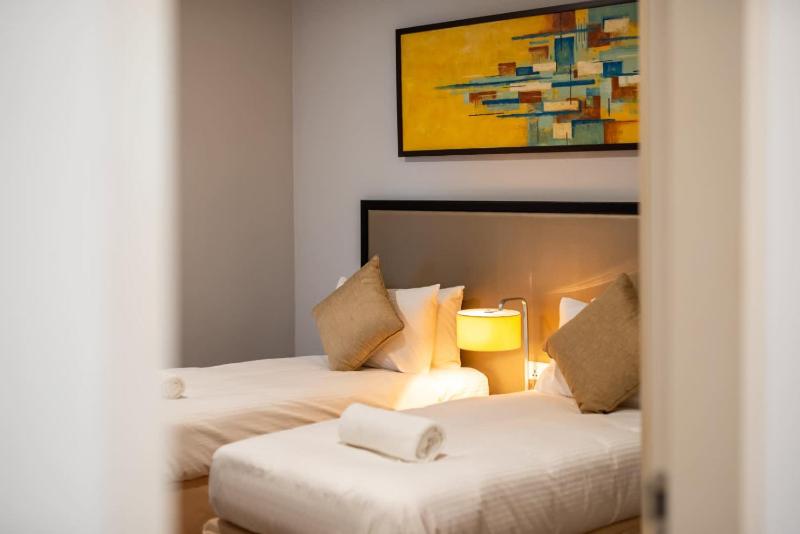 Spacious 3BR Somerset Suite in Puteri Harbour - image 2