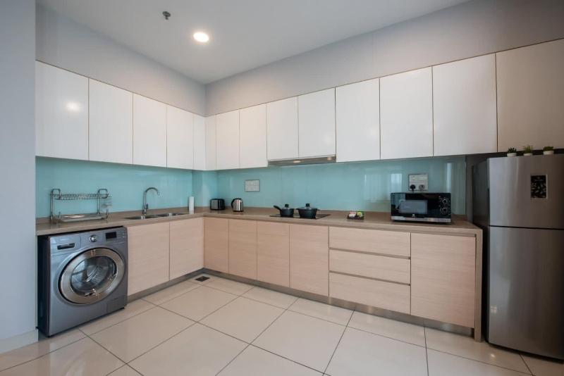 Spacious 3BR Somerset Suite in Puteri Harbour - image 20