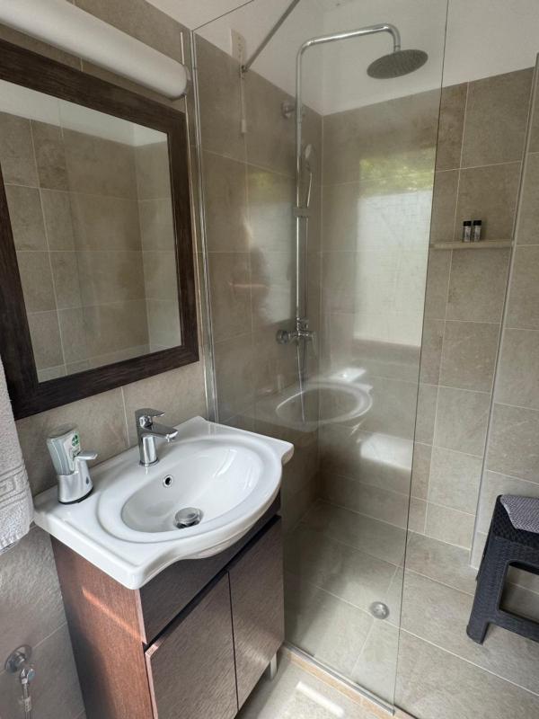 Budget Twin Room image 1