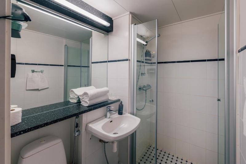 Standard Double Room - Spa Hotel Building - Spa Access Included image 4