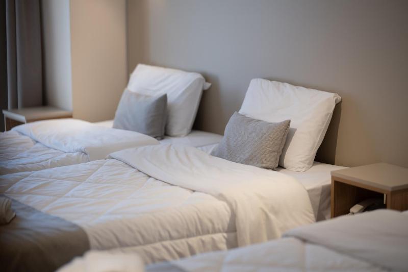 Twin Room image 1