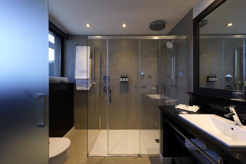 Junior Suite image 2