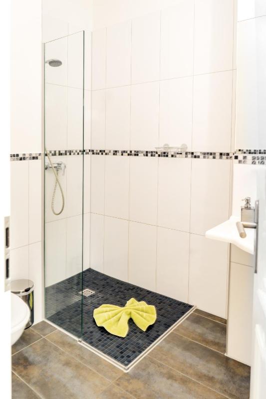 Two-Bedroom Apartment (3 Adults) image 3