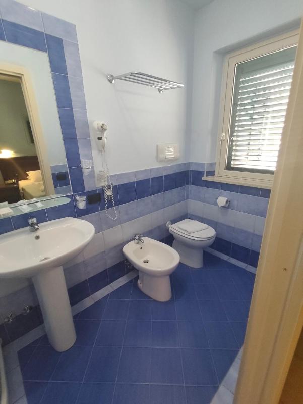 Double Room with Balcony image 1