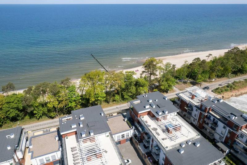 Rewal Cozy Apartment with Parking Gym Spa & Pool close to the Beach by Noclegi Renters - image 38
