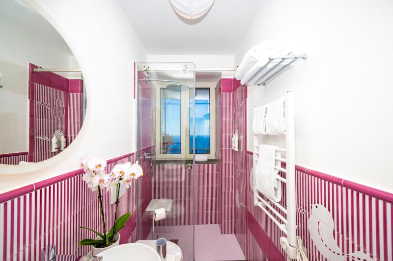 Estate4home - Casa Fifi - image 23