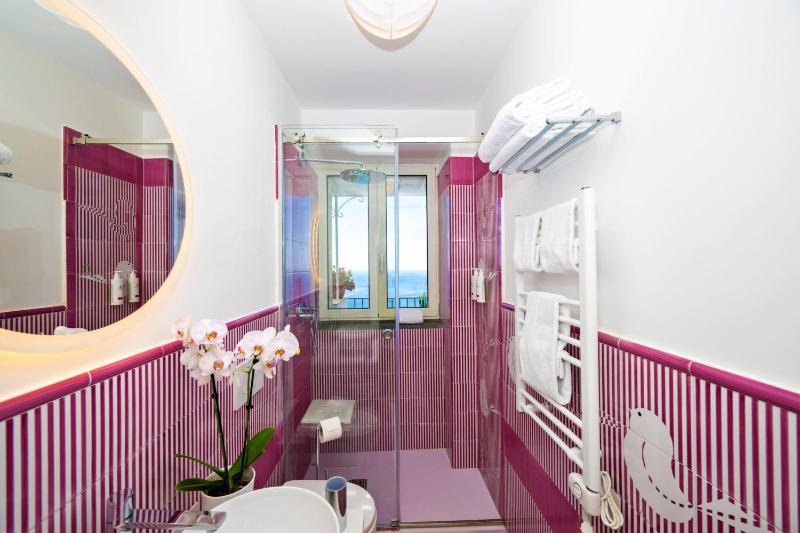 Estate4home - Casa Fifi - image 35