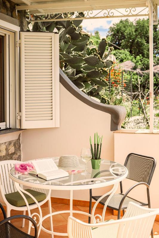Estate4home - Casa Fifi - image 16