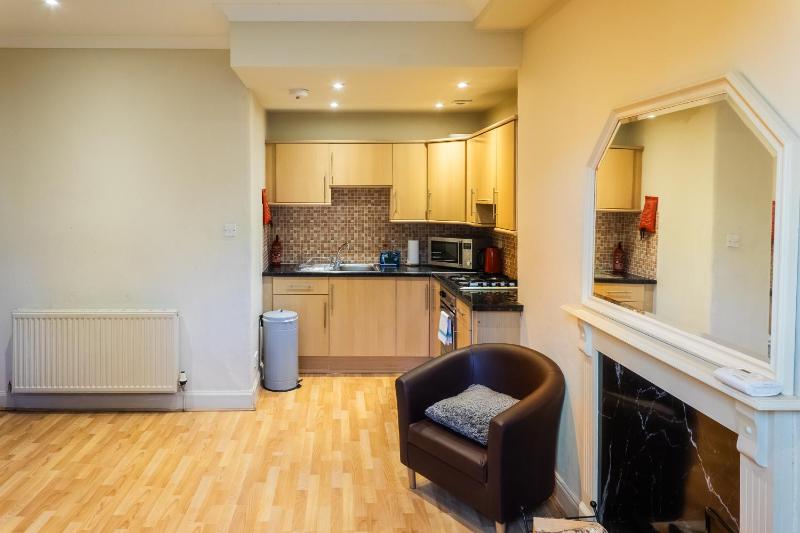 Apartment image 4