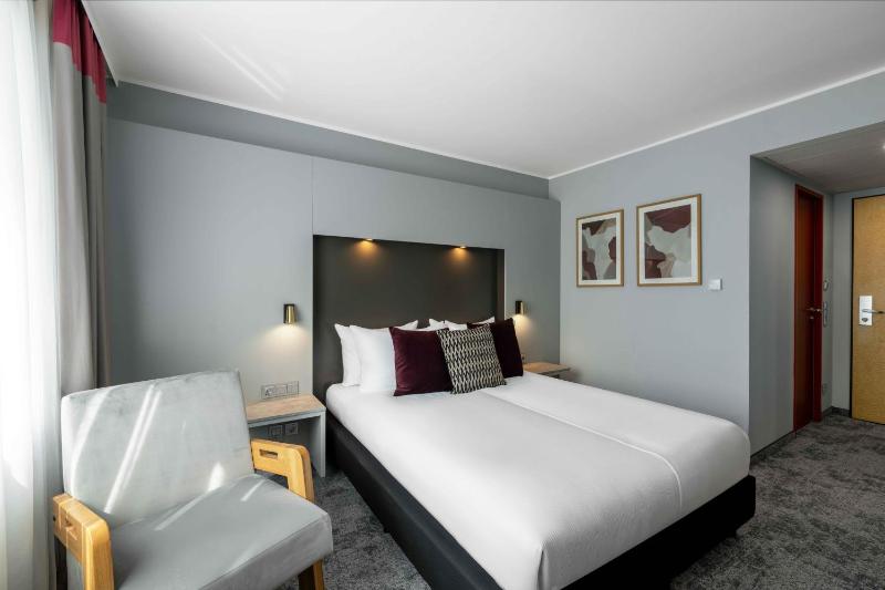 Superior Double Room image 1