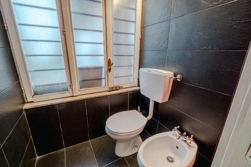GuestHost - Piazza Vittorio Veneto Elegant Flat - image 14