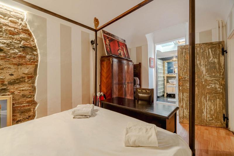 GuestHost - Piazza Vittorio Veneto Elegant Flat - image 7