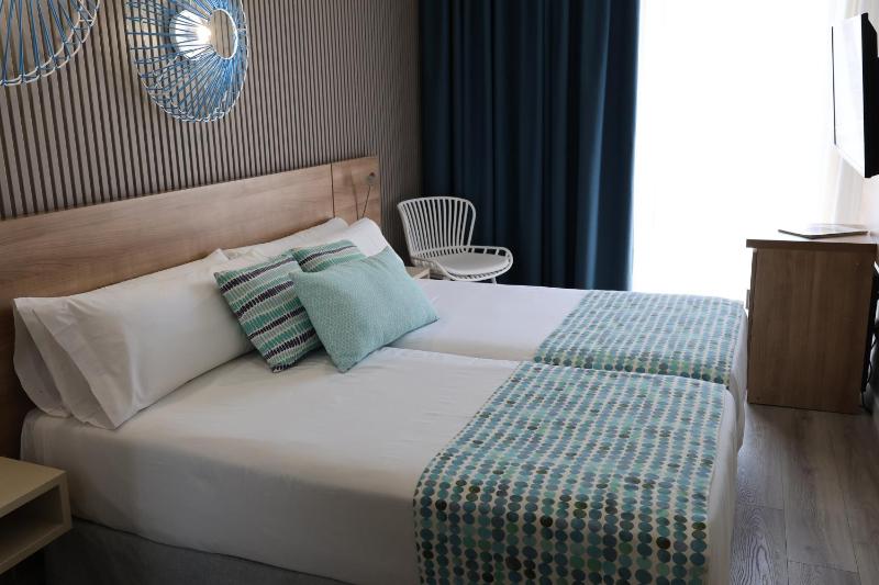 Single Room image 1