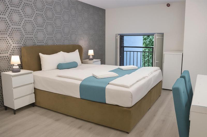 Executive Two-Bedroom Suite image 1