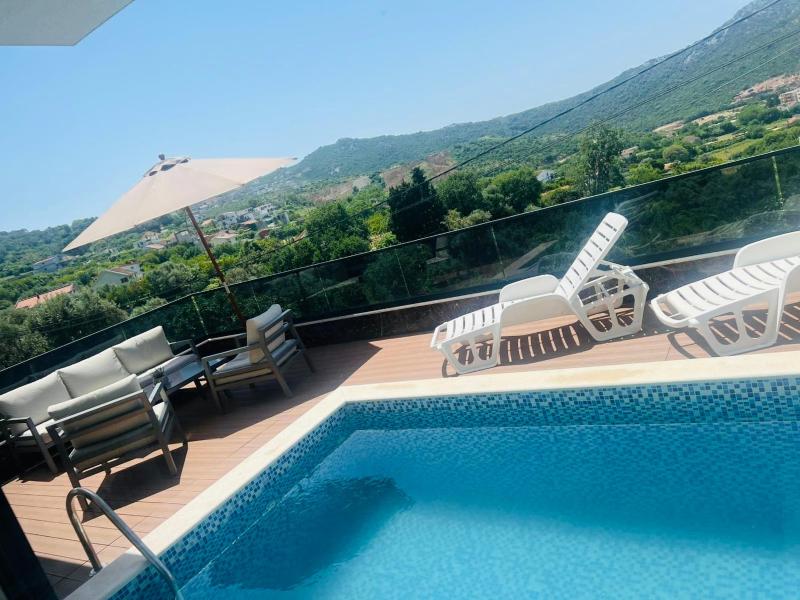 Villa Nova Bar - image 5