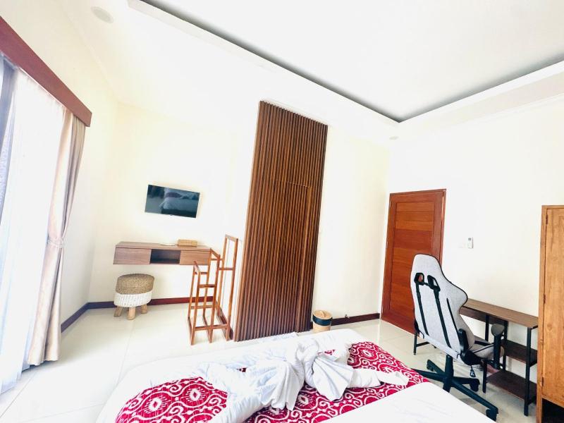 Umah Tisya Guest House - image 36