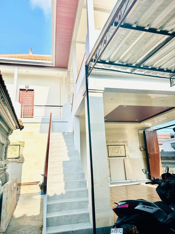 Umah Tisya Guest House - image 21