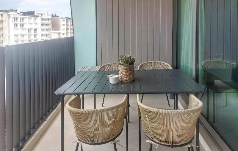 Lovely Apartment In Oostende - image 2