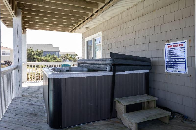 Nags Head Oceanfront Private Beach Access & Pool - image 3