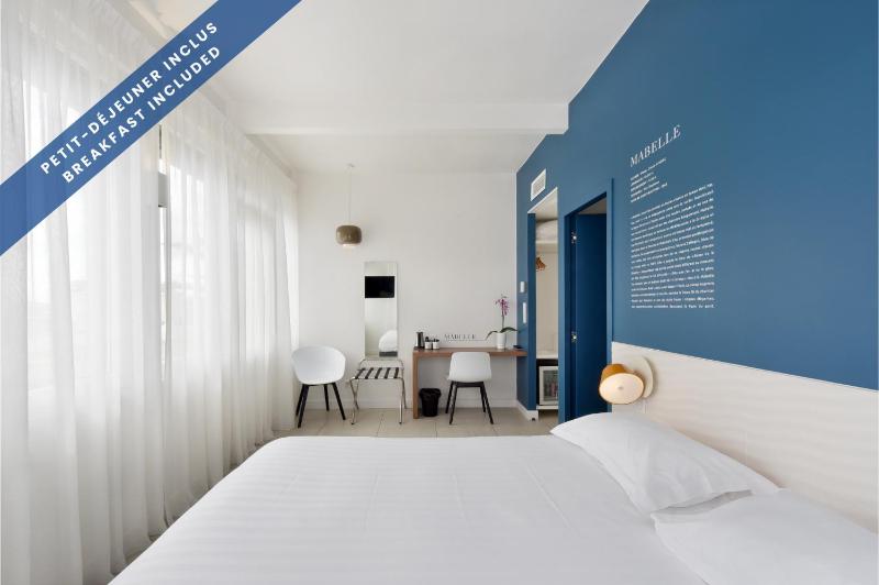 Superior Double Room image 1