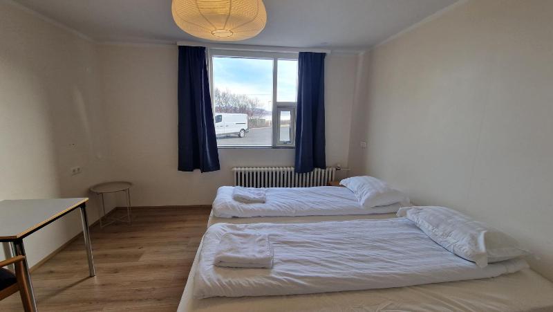 Double Room with Shared Bathroom image 3