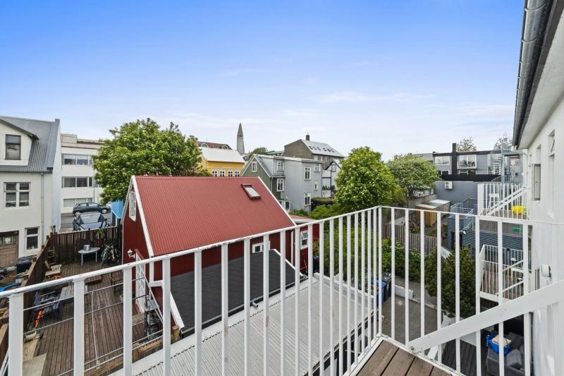 Astro Apartments - image 14