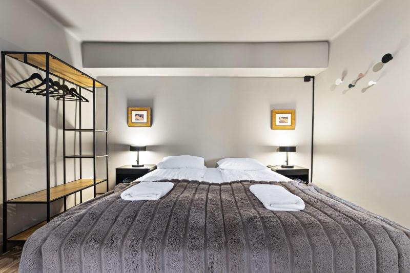 Astro Apartments - image 5