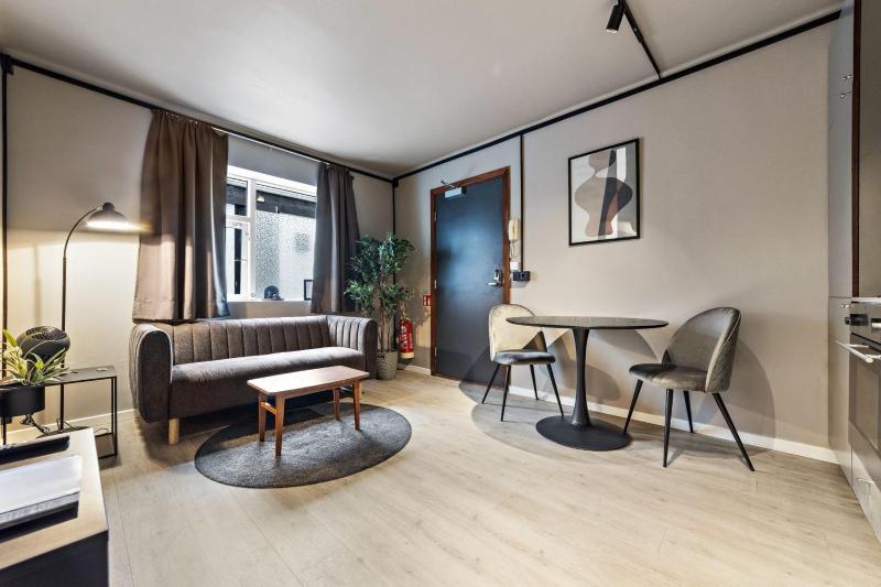 Astro Apartments - image 2