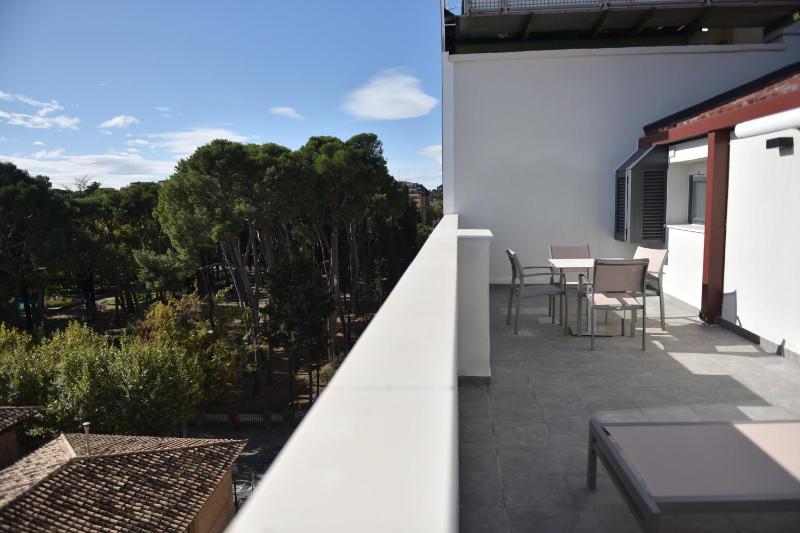 Double or Twin Room with Terrace image 3