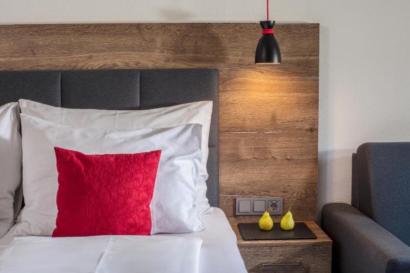 Superior Double Room image 3