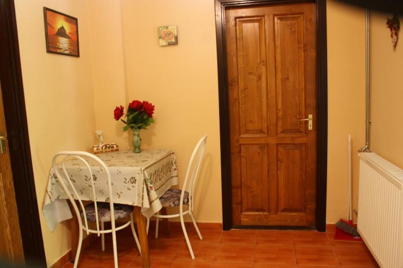 Cottage with Patio image 4