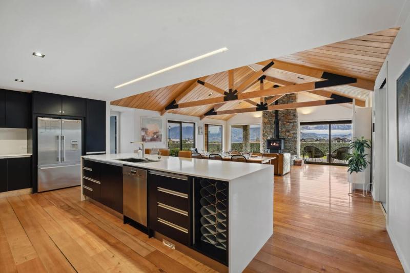 Infinity Outlook | Views Fireplace & BBQ - image 2