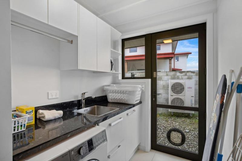 Infinity Outlook | Views Fireplace & BBQ - image 15