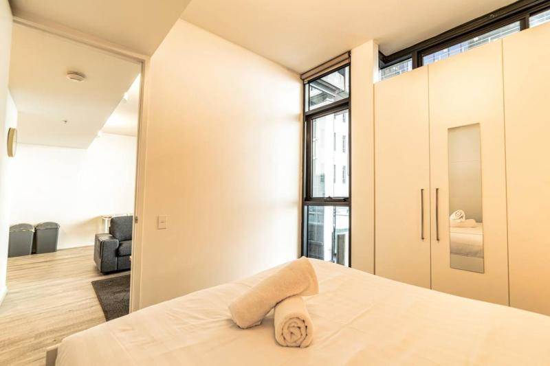 The Laneway Central CBD Hideaway on Little Collins - image 12