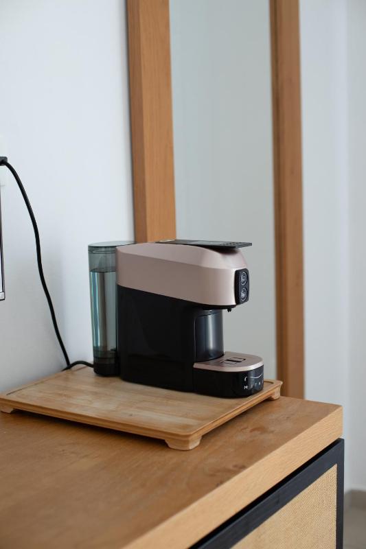 Deluxe Family Room with Sea View image 4