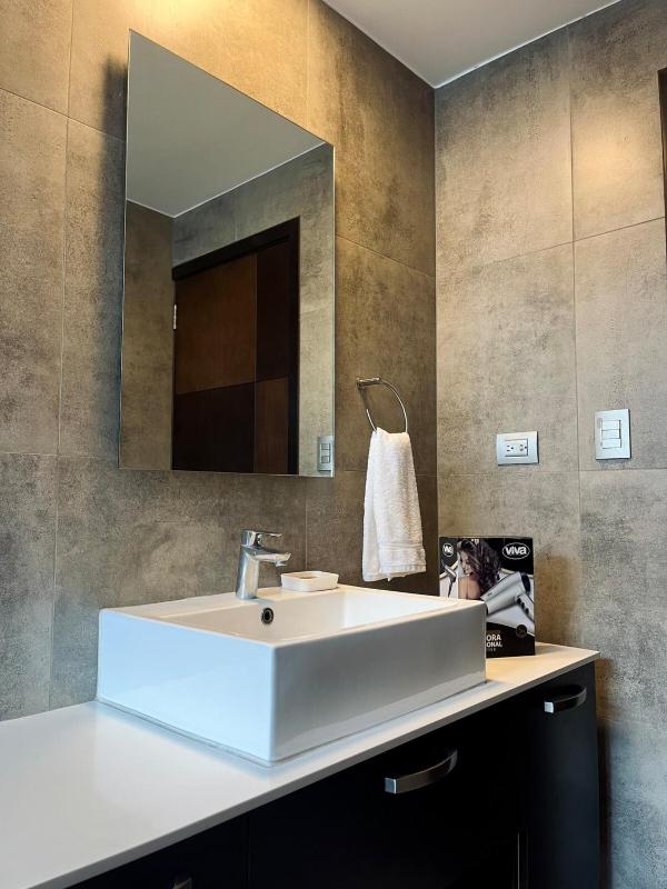 Comfy and Centric Apartment in Zone 10 Fontabella Square - image 14