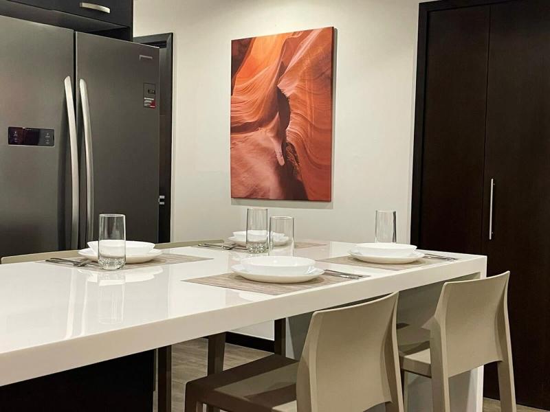 Cozy and Centric Apartment in Zone 10 Fontabella Square - image 13