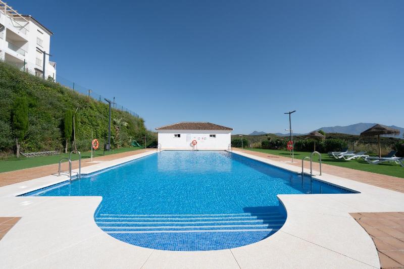 Small Oasis Manilva - Cozy Apartment - image 1