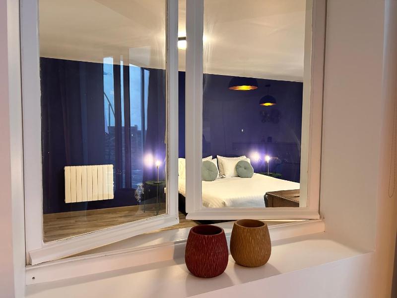 Apartment with Terrace image 4