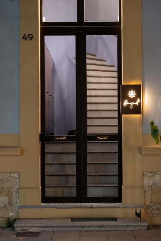 Bouquet Luxury Rooms - image 16