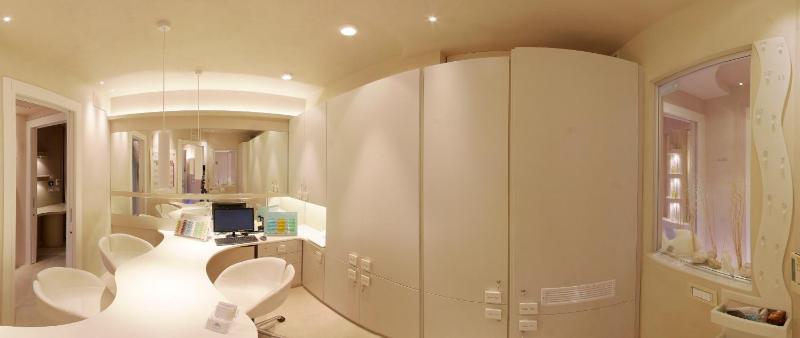 Suite & Spa Mirabel - image 27
